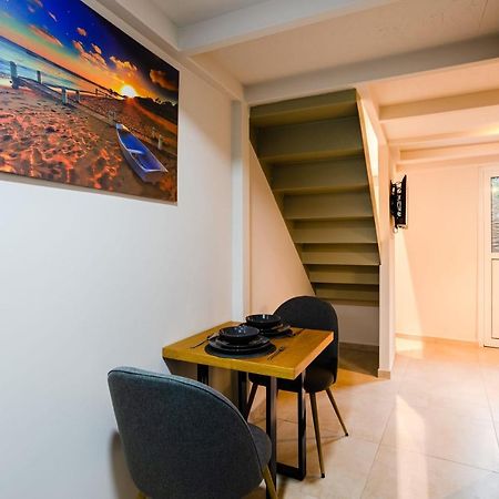 Uncover Kalamata'S Hidden Gem - Cosy City Nest Eksteriør bilde