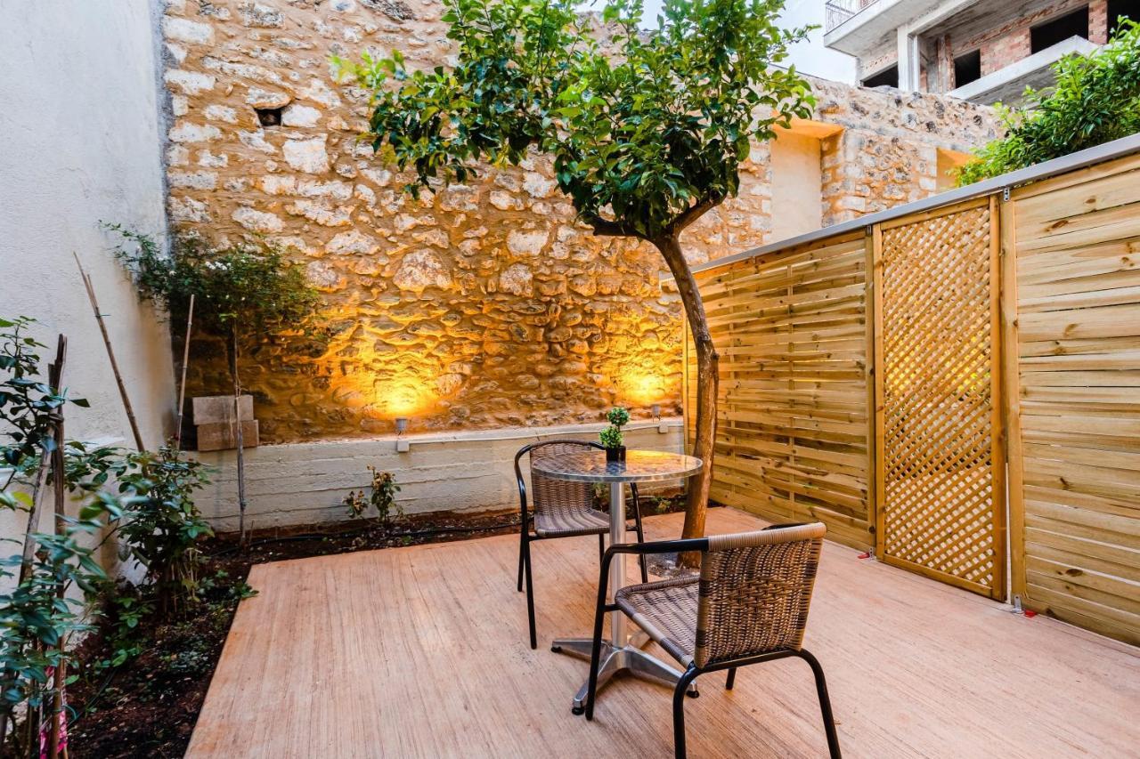 Uncover Kalamata'S Hidden Gem - Cosy City Nest Eksteriør bilde