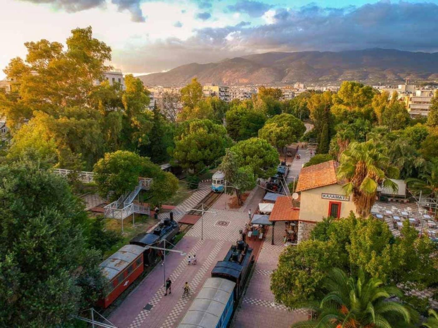 Uncover Kalamata'S Hidden Gem - Cosy City Nest Eksteriør bilde